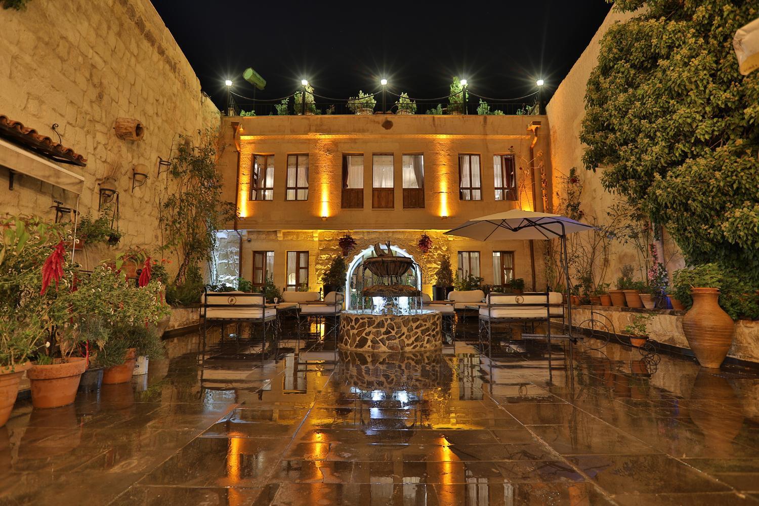 Aja Cappadocia Cave Hotel Ürgüp Eksteriør billede